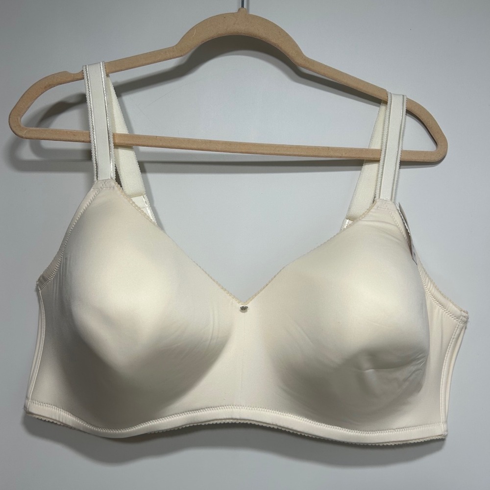 Adore Me Cream Wireless Full Coverage T-Shirt Bra 42DDD Off White Microfiber